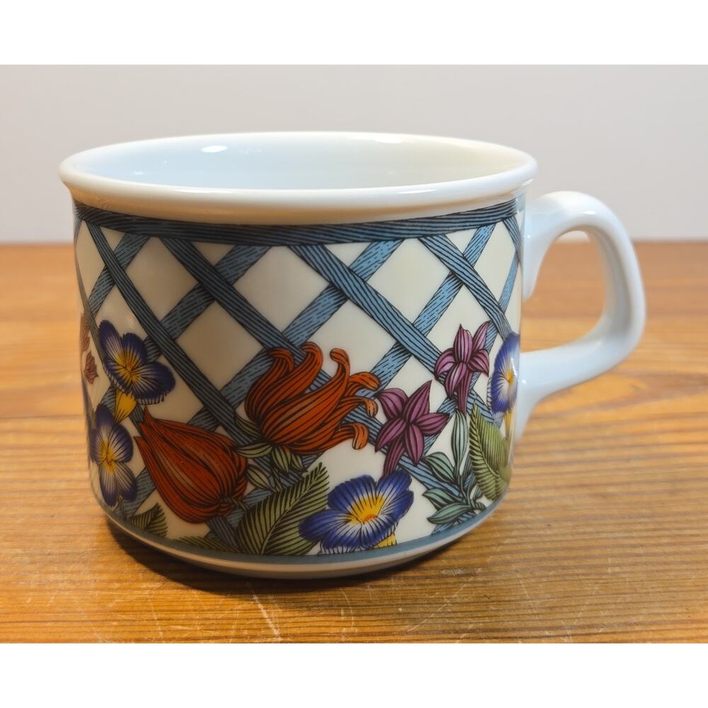 Dansk Nordic Garden Floral Lattice Portugal Cup and Saucer Set - Picture 5 of 11